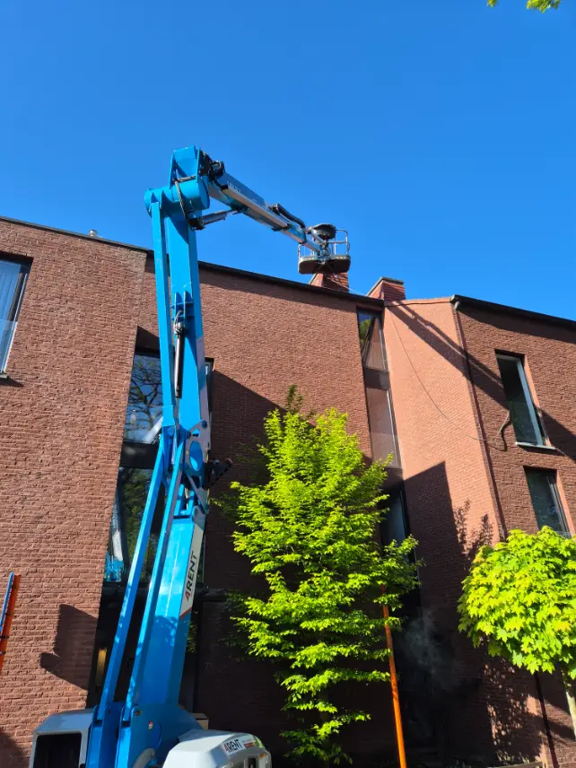 Schouwrenovatie in appartementsgebouw: bespaar op jouw energiefactuur en verbeter de veiligheid